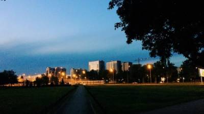 Михаил Леус - Аномальная жара в Петербурге закончилась с приходом холодного фронта - delovoe.tv - Санкт-Петербург - республика Карелия