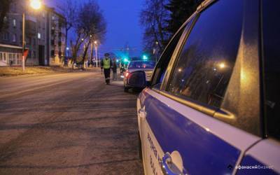 В Твери развернулась погоня за 16-летней девушкой за рулем автомобиля - afanasy.biz - Тверь - Тверская обл.