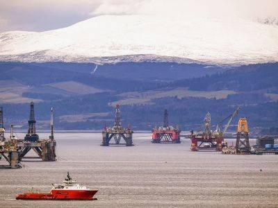 Страны ОПЕК+ договорились о наращивании добычи нефти - kasparov.ru - Россия - Ирак - Саудовская Аравия - Эмираты - Кувейт