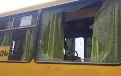 В Днепре по автобусу с людьми открыли стрельбу - korrespondent.net - Украина