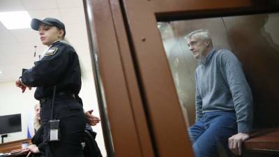 Дмитрий Песков - Майкл Калви - В Кремле оценили влияние дела Калви на российский бизнес - iz.ru - Россия - Израиль