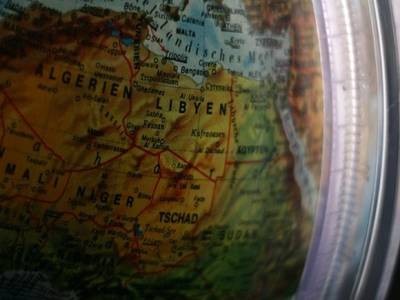В Евросоюзе опровергли информацию о планах направить военных в Ливию - rosbalt.ru - Ливия - Брюссель
