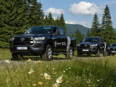 Германия передала Украине пикапы для защиты природы Карпат - gordonua.com - Украина - Германия