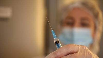 Названы побочные эффекты от вакцин - vm.ru - Москва - Россия