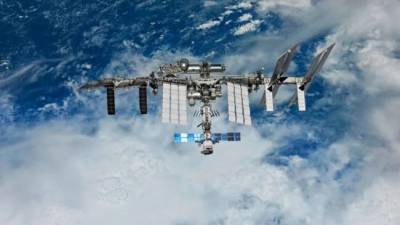 Олег Новицкий - Петр Дубров - Космический грузовик «Прогресс МС-17» доставил груз на МКС - eadaily.com
