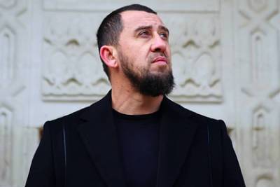 Владимир Путин - Эйваз Умеров - Крымские татары назвали «клоунадой» украинский закон о коренных народах - lenta.ru - Россия - Украина - Киев - Крым