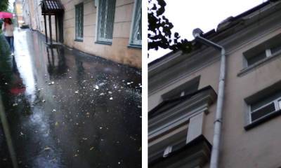 «Могло убить и меня»: в центре Петрозаводска обрушилась часть крыши здания - gubdaily.ru - Петрозаводск