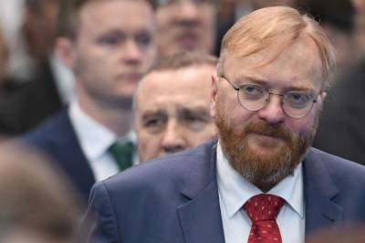 Виталий Милонов - Антон Котяков - Милонов предложил предоставлять отпускные дни привившимся от COVID-19 - aif.ru