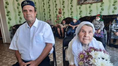 В Башкирии сыграли свадьбу 78-летняя невеста и 68-летний жених - bash.news - Башкирия - Октябрьск