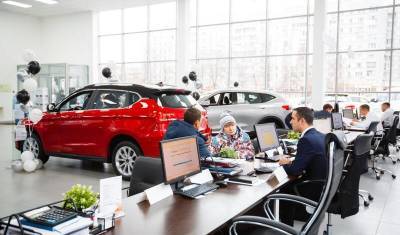 Aston Martin - Автодилеры прогнозируют новый рост цен на машины во втором полугодии - newizv.ru - Россия
