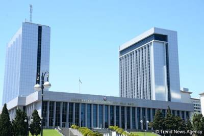 Парламент Азербайджана утвердил во втором чтении поправку в закон "О медиации" - trend.az - Азербайджан