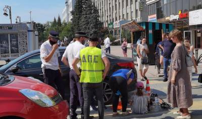 В центре Тюмени на Республики автомобиль сбил маленького ребенка на самокате - nashgorod.ru - Россия - Тюмень