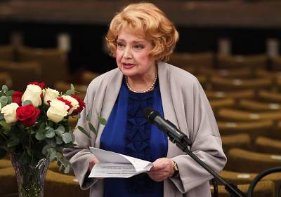 Владимир Путин - Дмитрий Песков - Татьяна Доронина - Кремль не стал вмешиваться в конфликт Дорониной с худруком МХАТа - tvc.ru - Россия