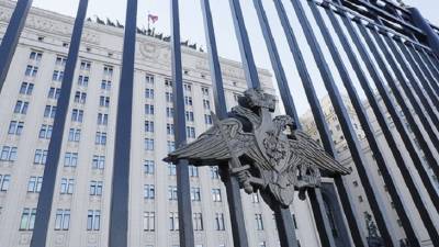 Владимир Круглый - Минобороны отчиталось о наличии коллективного иммунитета в среде военных - mirnov.ru - Россия
