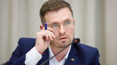 Александр Радчук - Игорь Кузин - Санврач не исключает, что вакцинация от COVID может состоять из трех доз - ru.slovoidilo.ua - Украина