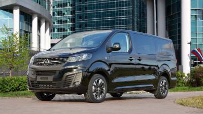 Life - Автомобили Opel Zafira Life и Vivaro получили полный привод в России - inforeactor.ru - Россия - Калужская обл.