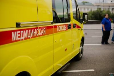 Скорая застряла на размытой дороге в Батакане — ребёнка переносили в ЦРБ на носилках - chita.ru - Забайкальский край - Чита