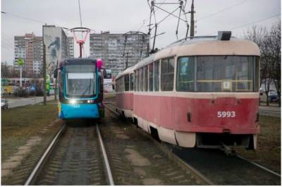 В транспорте Киева исчезнут кондукторы, часть уволят - lenta.ua - Украина - Киев