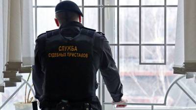 Владимир Путин - Путин посмертно наградил орденами Мужества убитых в Сочи судебных приставов - gazeta.ru - Россия - Сочи - Адлер