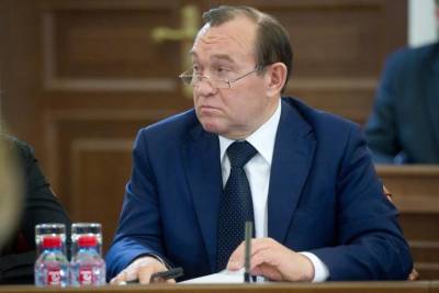 Владимир Путин - Петр Бирюков - Александр Невский - Владимир Путин наградил орденом заммэра Москвы Петра Бирюкова - vm.ru - Москва - Россия