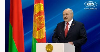 Александр Лукашенко - Григорий Азаренк - "Пистолет привезли из Украины": Лукашенко рассказал о попытке убийства журналиста Азарёнка - focus.ua - Украина - Белоруссия