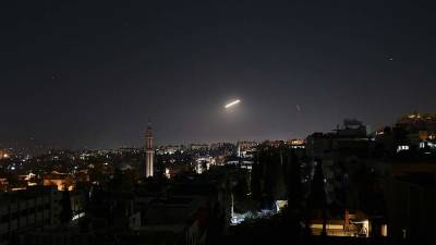 ПВО Сирии отражают атаку в небе над Алеппо - iz.ru - Сирия - Дамаск - Израиль - Сана