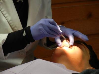 Петербургский стоматолог объяснил, как кариес может привести к раку - neva.today - Санкт-Петербург