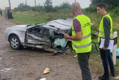 На Львовщине в тройном ДТП погиб ребенок - lenta.ua - Украина - Львовская обл. - Ровенская обл. - район Дубенский