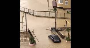 Сочинцы связали подтопления домов с застройкой водоохранных зон - kavkaz-uzel.eu - Сочи - Краснодарский край - Славянск - Геленджик - район Северский