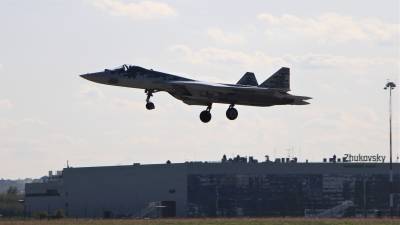 В США восхитились необычным "подбородком" нового истребителя-невидимки из РФ - inforeactor.ru - Россия - США - Московская обл.