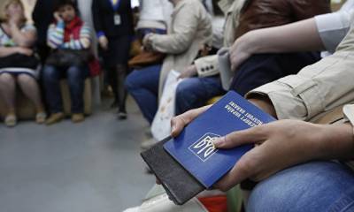 В Польше работают 1,5 млн украинцев: налоги платит только более трети - unn.com.ua - Украина - Киев - Польша - Варшава