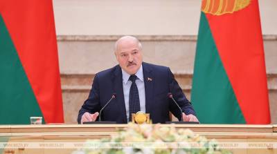 Александр Лукашенко - Лукашенко дал ответ на упреки по теме мигрантов-нелегалов: Они нас душат, а мы их будем защищать? - ont.by - Белоруссия