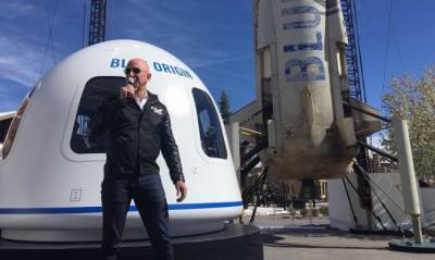 Джефф Безос - New Shepard - Корабль Безоса New Shepard начал первый полет с пассажирами на борту - capital.ua - США - Украина - Киев - Техас