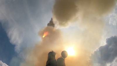 Испытания новейшей ракетной системы С-500 прошли на полигоне Капустин Яр - 5-tv.ru