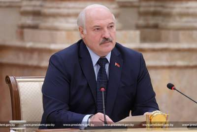 Александр Лукашенко - Эдгар Ринкевич - Лукашенко призвал посла «набить морду» мэру Риги - lenta.ru - Белоруссия - Рига - Латвия