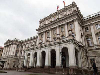 Заведующую комбинатом при Мариинском театре обвинили в получении взятки - rosbalt.ru - Санкт-Петербург