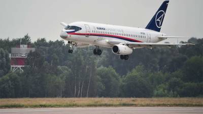 Денис Мантуров - Авиакомпании России заказали 58 Superjet 100 на МАКС-2021 - iz.ru - Москва - Россия - Израиль