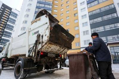 Алексей Макрушин - В России тотальный контроль за мусоровозами установят в 2022 году - aif.ru - Россия