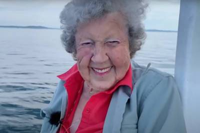 Продолжающая ловить омаров 101-летняя женщина поделилась секретом долголетия - lenta.ru - USA - Ирландия - штат Мэн - state Virginia