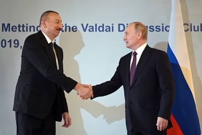 Владимир Путин - Ильхам Алиев - Алиев поблагодарил Путина за помощь в борьбе с пандемией - tvc.ru - Москва - Россия - Азербайджан