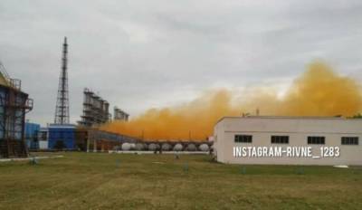 Концентрация газа после утечки на «Ривнеазот» ниже опасного уровня, – ГСЧС - hubs.ua - Украина - Ровенская обл.