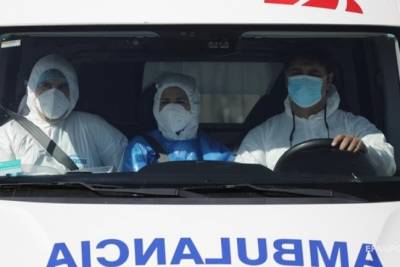 Оскорблял и плевал в лицо: житель Славянска напал на бригаду скорой - rupor.info - Славянск