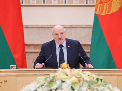 Александр Лукашенко - Лукашенко заявил, что посол Беларуси должен был "набить морду" главе МИД Латвии и мэру Риги - gordonua.com - Украина - Белоруссия - Рига - Латвия - Посольство