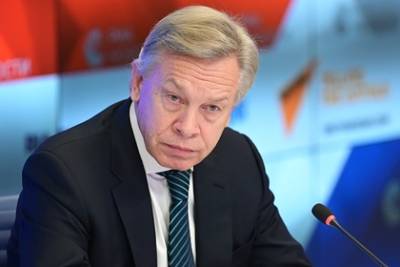 Петр Порошенко - Алексей Пушков - Пушков высмеял обещание Порошенко за год отобрать Крым - lenta.ru - Россия - Китай - Украина - Крым - Севастополь - Twitter