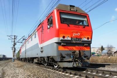 На СвЖД в три раза выросла популярность сервиса Грузовой экспресс - eburg.mk.ru - Свердловская обл.