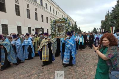 В Казани прошел Крестный ход в честь освящения собора Казанской иконы Божией Матери - kazan.mk.ru - Казань - Благовещенск