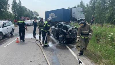 Четыре человека погибли в ДТП с фурой под Хабаровском - newdaynews.ru - Крым - Хабаровский край - Хабаровск - Комсомольск