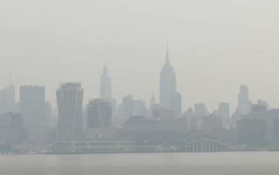 Нью-Йорк окутал густой дым из-за лесных пожаров - korrespondent.net - США - Украина - Вашингтон - New York - Нью-Йорк - Нью-Йорк - шт.Аляска - шт. Калифорния - штат Орегон - штат Айдахо