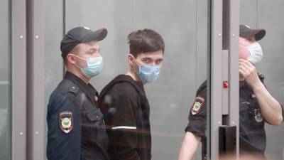 Ильназ Галявиев - Устроившего стрельбу в казанской школе Ильназа Галявиева признали невменяемым - pintnews.ru - Казань