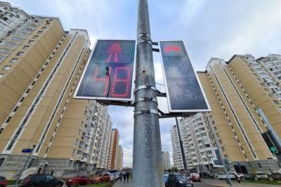 Дмитрий Горшков - Порядка 90 светофоров установили и реконструировали в столице за полгода - vm.ru
